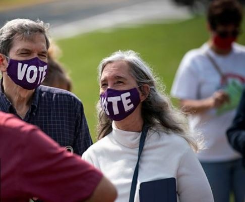 US election: Socially distant for BBC World Service